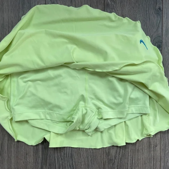 Nike Dri Fit tennis skirt - Picture 4 of 8